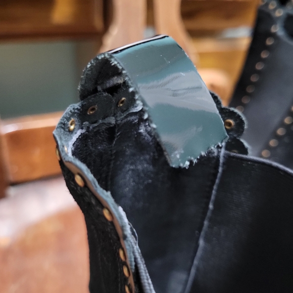 Free People Atlas Black Chelsea Boots - Picture 5 of 15